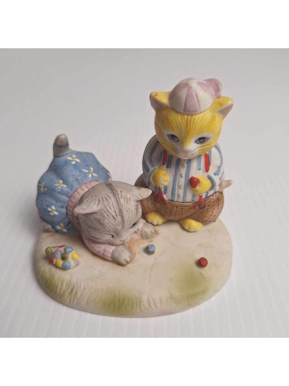 B SHACKMAN SCHMID KITTY CUCUMBER 1985 JP. BUSTER "MAY THE BEST ONE WIN" FIGURINE